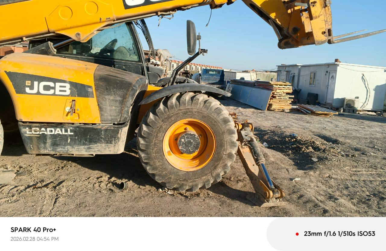 سلام عليكم جيسيبي 14متر موديل 11محرك خير من الله جديد رقم اربيل باسمي تحويل أو وكاله تريد عندي ضرف ومستعجل اريد أبيعها ***********
