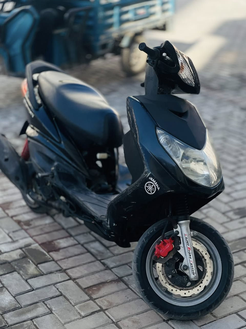 السلام عليكم متوفر  كفرين سكنس فحل الاسود كامل نقص ترايش فقط نضيف مرتب والبنفجي صفاح وبجم وكصه مال اشاير وتريشه تك ليسره *********** مكاني بغداد
