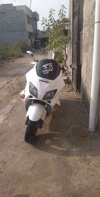 فورزه  06 نضيفه اوراق كامله. دراجه.بس. بيهه. بس. كازكيت او بس دراجه. ن...