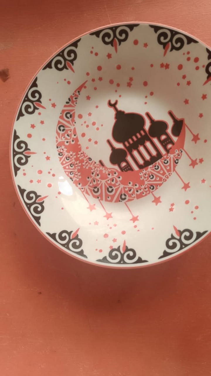 سلاقة بيض ب٧ هيتر.  ب٧ مهراسة. سل استيل. ب ١٠
ميزان ب٨
مبراشة. ب٧
خلاط بدون طاحونة ب١٧
مواعين. مال طعام درزن. ٨ مواعين حلاوة. ٢٥ ب١٠ محضرة طعام ب١٢
طاوة الحجم الوسط ب٨ والحجم الكبير ب ١٣
خفاقة كيك ب٧
سفرة طعام الف ونص كلينس الحجم الكبير الفين
كوابة شاي ب الفين ونص مبخرة ب٥


**إذا كنت صاحب هذا الإعلان وتريد حذفه لأي سبب، رجاءا أرسل رسالة إلى الدعم الفني**