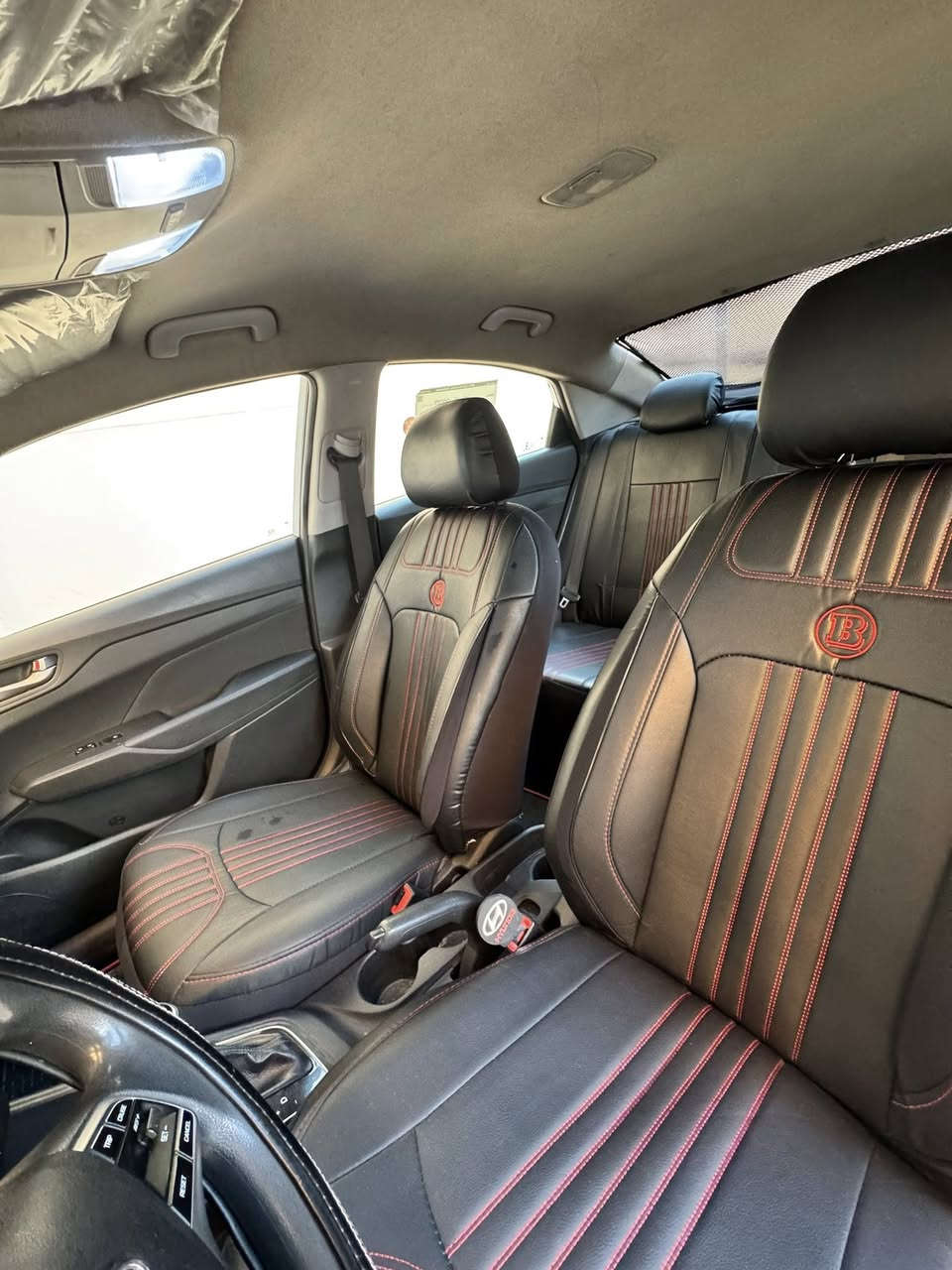 سلام عليكم
اكسنت للبيع مديل2019
محرك جي دي اي16 محرك كير اي تي شرط 
ويل كب 16 تايات جدد 
ضرر قطعتين بوند وجاملغ 
سياره عليها غرامه 3ورقات ينزل من سعرها 
كابون بانزين بيها 
السعر 120
الاتصال ***********

//
الثاني فقط واتساب ***********
