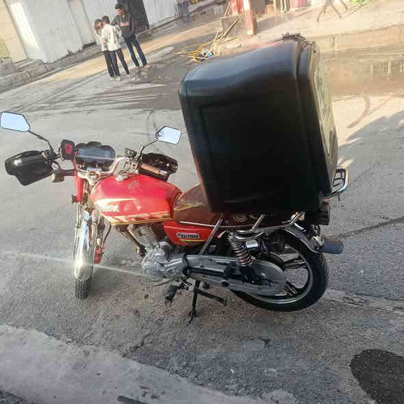 ايراني ٥ كير مديل 24 مكينه ٢٠٠ دراجه نضيفه سعر 600 وبيهة مجال بسيط مكاني بغداد الكماليه ***********
