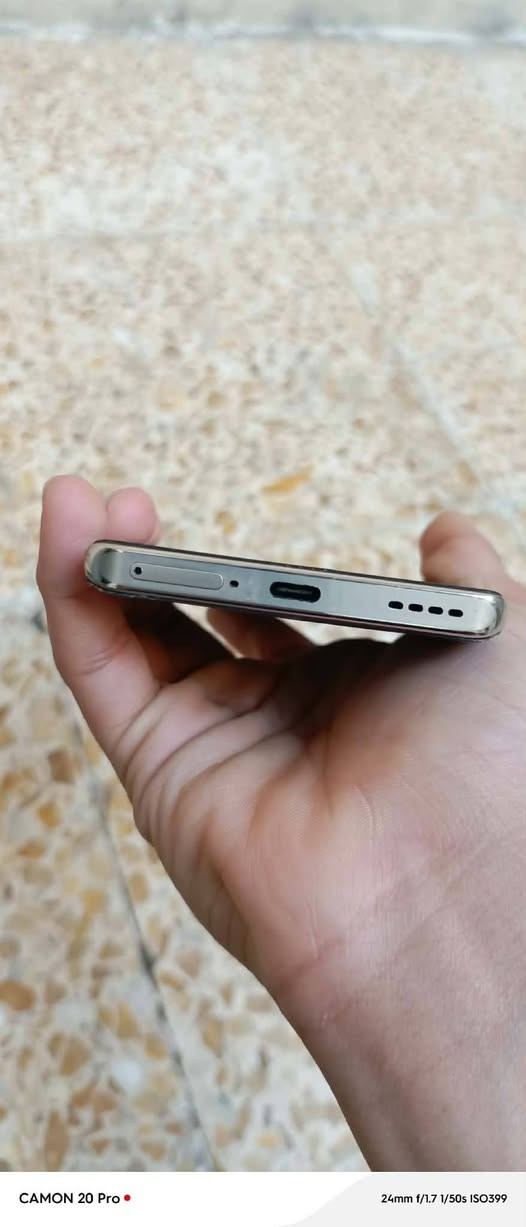 ريلمي 12برو بلص ذاكره512 مبدل شاشه اصليه  شرط ومكان السيمكرت ماشيتغل الباقي شرط سعر 150وبي مجال رقم ***********
