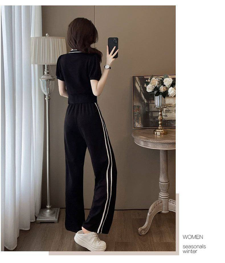 🌿 طقم نسائي صيفي بتصميم كوري بسيط وأنيق
خامة خفيفة ومريحة 
الخامه ليكرا مطاط 
• المقاسات: M / L / XL / XXL
• مناسب لأوزان من 45 إلى 80 كغم
سعر الدرزن 105 ألف فقط


**إذا كنت صاحب هذا الإعلان وتريد حذفه لأي سبب، رجاءا أرسل رسالة إلى الدعم الفني**