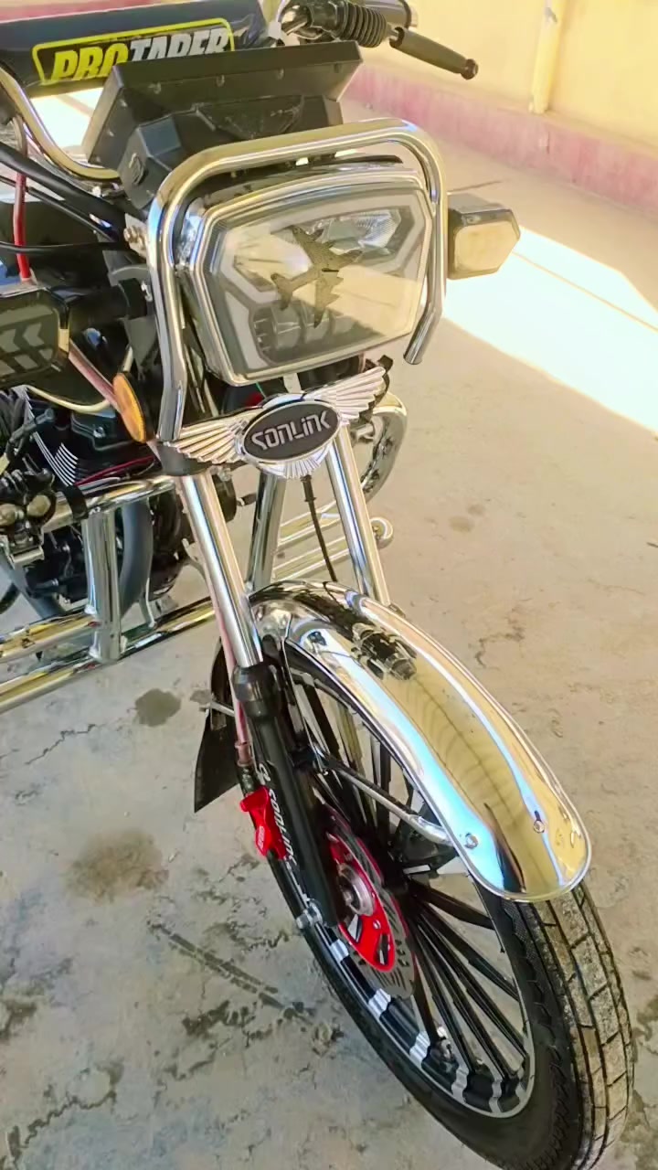 السلام عليكم مرخصت الادمن دراجه 25 للبيع او مراوس بلون موروني والفرق يلعب رقمي ***********
