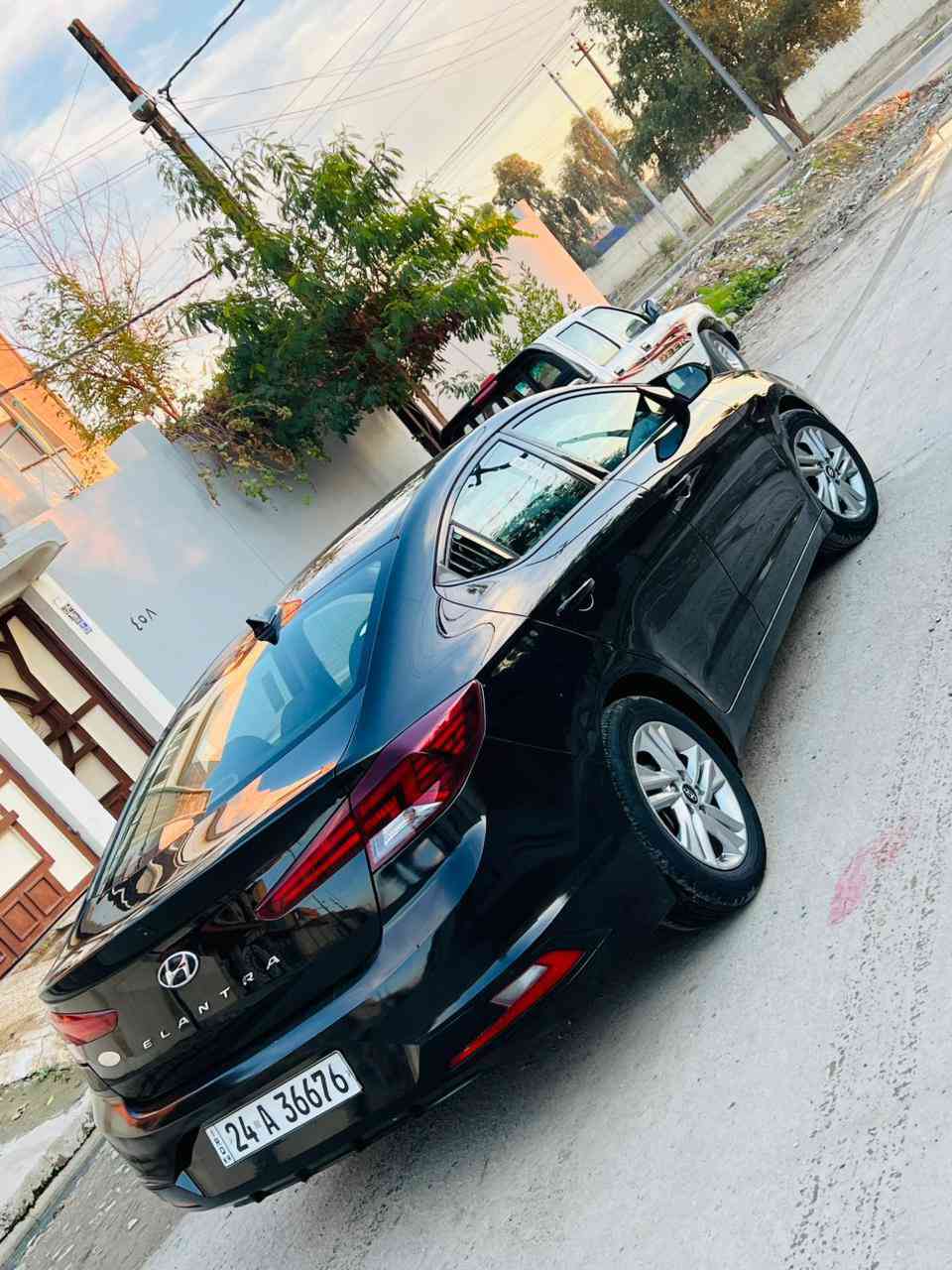 النترا 2020 السعر 122 قطعه وحده صبغ وقطعه تبديل محرك 20 دوش ماشيه 100 رقم دهوك للإستفسار *********** 
*********** سياره بلاش الشراي يتصل بيها مجال بسيط
