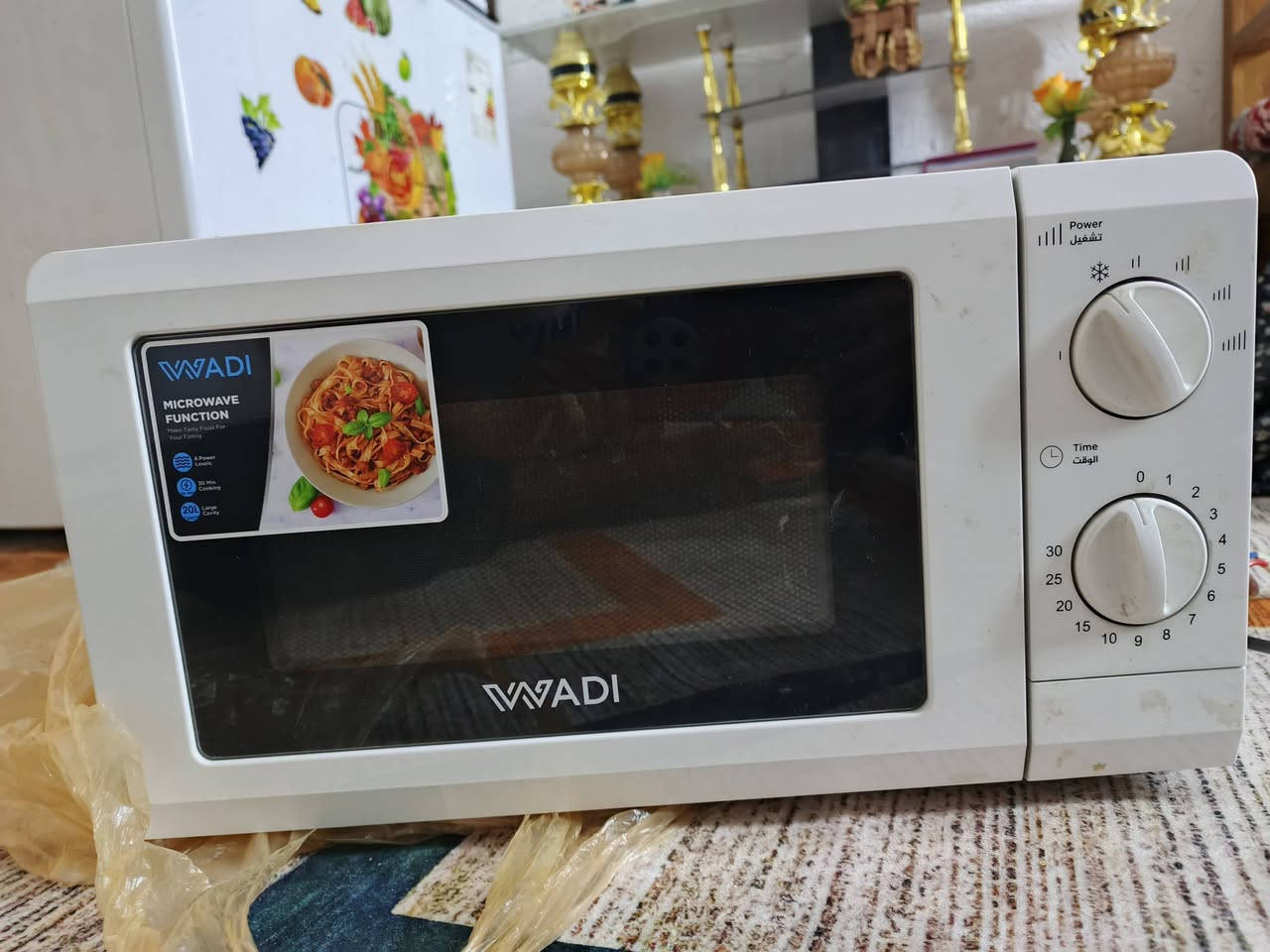 السلام عليكم ميكروويف وادي (WADI)لبيع جديد بلباكيت ما مستعمل بي ضمان ينفتح ب الدكمه سعره 60 وبي مجال مكان كوت الحاوي رقم ***********. او علق واني ادخلك خاص
