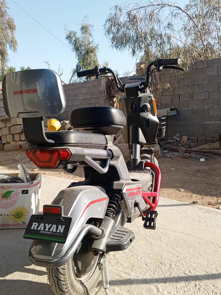 دراجه شحن موديل 2026 الدراجه الشكل رياضي والدراجه خير من الله مستخدم 10 أيام 
السعر 350
للستفسار ‭0773 558 5283‬
