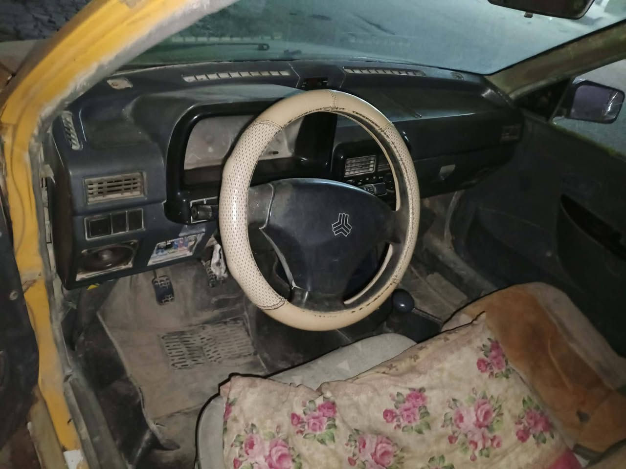 السلام عليكم للبيع سايبه موديل 2011رقم بابل الماني مكينه وكير جدد حداديه جديده كهربائيات كله شغاله سياره جاهزه السعر 13وبيه مجال الشراي العنوان كربلاءالتصال على الرقم الموجود ***********
