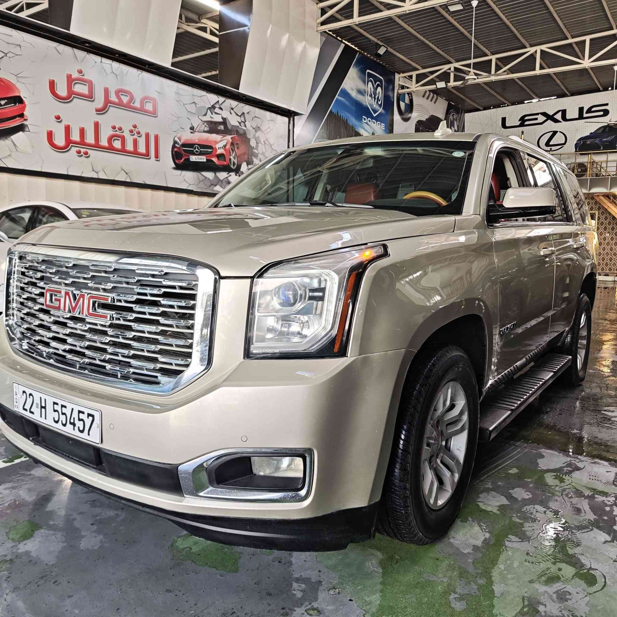 السلام عليكم ورحمة الله وبركاته
للبيع جمسي يوكن 2017 SLE
 8 راكب
لون ذهبي
محرك 8 سلندر 5.3
شاشة ابل كار بلي واندرويد اوتو
كشنات جلد 
تايرات قياس 18
ABS
تشغيل عن بعد
مثبت سرعة
حساسات خلفية
كاميرا خلفية
تحذير خروج عن مسار
حادثها موضح بالصور
سعر 31 الف دولار
للتواصل ***********
