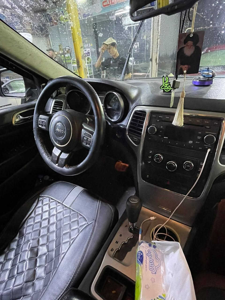 جيب شيروكي موديل 2012 وارد امريكي رقم بغداد السيارة بالناصرية مكينة وگير جدد طخم تايرات جديد السيارة جاهزة من كلشي بقية التفاصيل راسلني وادزلك السونار مالتها كامل وبخدمتك 
السنوية باسمي مداور ثاني يوم
رقم المبايل ***********
متواجد فقط واتساب اوعلى الخط
السعر 150 وبيه مجال حك الجيه
