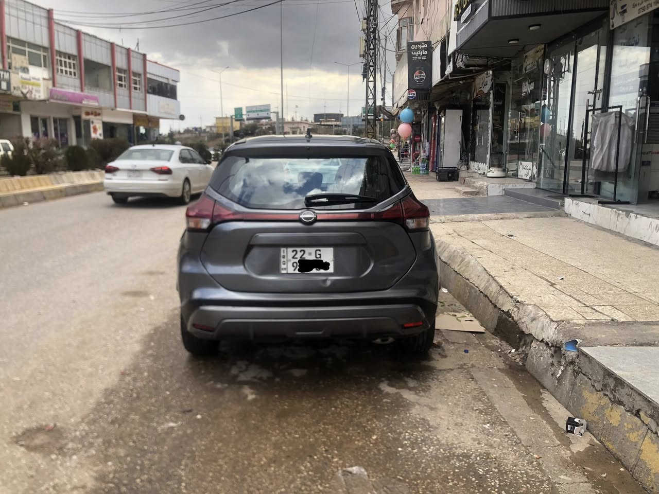 نيسان كيكس 2023موصفات s
صرار ربع جملخ و ربع صندوق 
بدون دواخل 
بدون ارباك 
سعر 140
مرقم كامله 
كورك واتساب ***********
