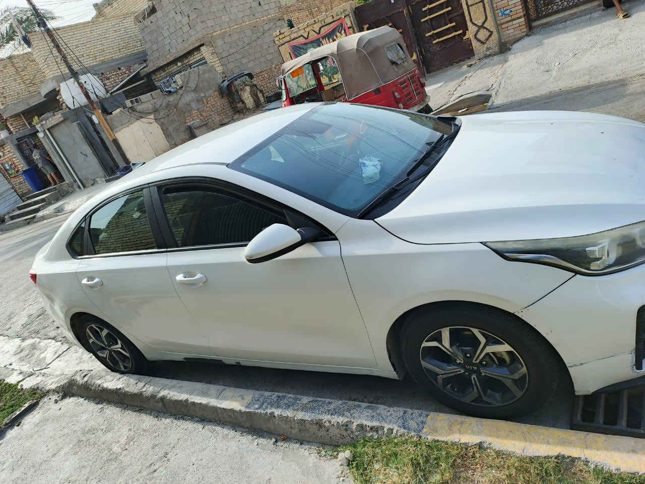 كيا فورتي نص فول
سونار مرفق معه صور مالتها 
بيها شويه نواقص 
بيها منضومه غاز السياره نص فول مديل 2019 
سعر جداً مناسب 
الاستفسار ***********
غير متواجد على الفيس
