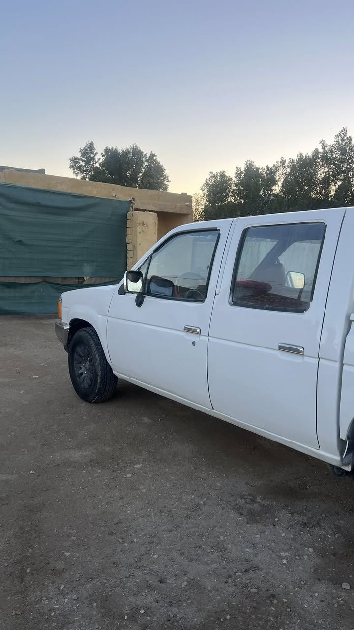 السلام عليكم
بيكم نيسان موديل 1991
سياره مكفوله كير واكسن مكينه 2400 جاهزه
حداديه جديده 
تخم تايرات جدد 
سياره معمره بس لكاط خياس ومصبوغه عام
رقم ذي قار سنويه جاهزه ل 2027
السعر 45 وبيها مجال
مكان السياره ناصريه 
***********
