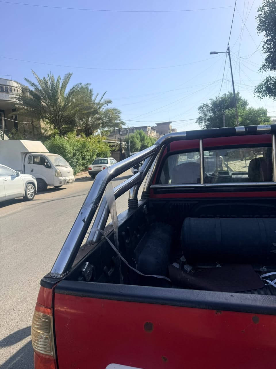 نضيفه كلش كل نقص ما بيها وبيها منظومة غاز يعني انسى صرف بانزين و دوانز سياره كلش نضيفه مثل ما موضح بل صور ب اسمي تحويل ثاني يوم مشروع وطني سنويتها 

مكاني بغداد الشعلة 

الاستفسار 
***********
