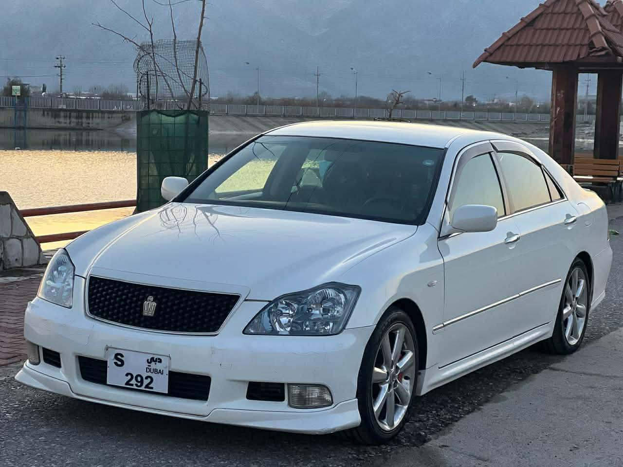 شاهینە184موس 2007 سپۆرت 3دوگمە سەقفی شوشە حاسە کوشن جلد کوشن کارەبا 1پارچەبۆیاغ یابان بەسمە ڕەساسی کامل مەسروف کراوە هیچ گڵۆپێکی داشبول هەڵنابێ جامی هەڵگیراوە ویل دینگەی ستیل بێ دووکەڵ گێڕومەکینەتەقەورەقەی بەشەرتabsمەزبوت تەبریدساردوگەرم چوارتایەی لۆک سەیارەی مەحرەزنیە 
تێبینی/کتابی ڕێگەپێدانی هەولێری لەگەڵە هەزەوپاکانەی بۆکراوە غرامەی تیانیە بەدڵی خۆت بچۆهەولێر
سحریشی 70گەڵاومەجالێکی زۆرزۆرکەم 
شوین پیرەمەگروون *********** السليمانية, العراق
