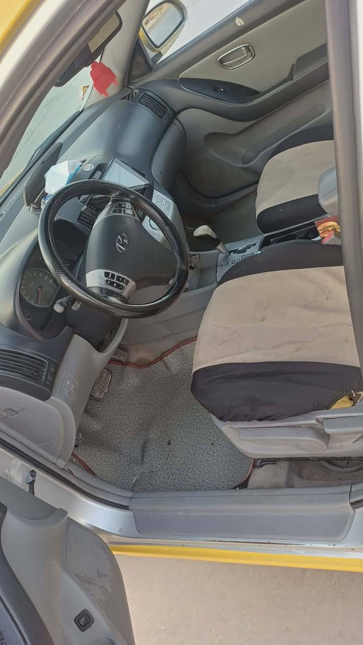 السلام عليكم سياره للبيع نواع النترا موديل 2010مقدس السعر بلش 40 ورقه وبيه مجال
سياره دوات دوات دوات بيه كصه جنطه متومه طبق الاصل رقم وسنويه 

 ***********////***********///
