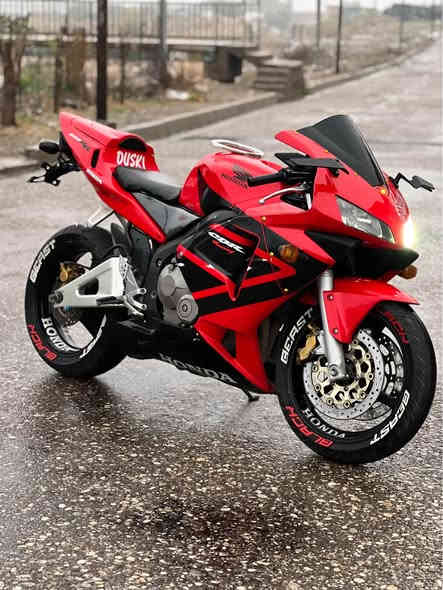 ياألله ماتور 600 rr بوفروتني گيرو مه كينه بشه رت موديل 2005 گيرومه كينه وكاره بايي بشه  رت سعر 35مجال تله فون *********** دهوك

