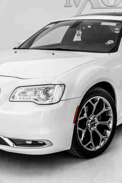 السلام عليكم 
اوباما 2018 لمتد كلين تايتل كفاله السياره حيل جديدة  السياره حلوه و دينار واحد متصرف عليها  استعمال شخصي حتى دعاميات شرط بدون صبخ  جاهزه من كل نواحي ماشية 65000mi 

المواصفات 

 بصمه  

بانوراما  

تشغيل عن بعد 

كشن امامي تدفئة 

تحكمات أستيرن 

مري هيتر 

تبريد قطعتين 

 

وباقي مواصفات المعروفه رقم دهوك سنوية وهزة جديد تحويل ثاني يوم 

مكان السياره  بغداد / زيونة 

 

للاتصال 

***********

***********
