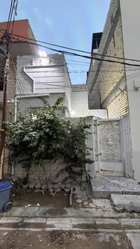 ﷽  #دار_للبيع🏠  #الموقع : حي الجامعه 🏘️قريب شارع العام جامعه سلام  #ال...