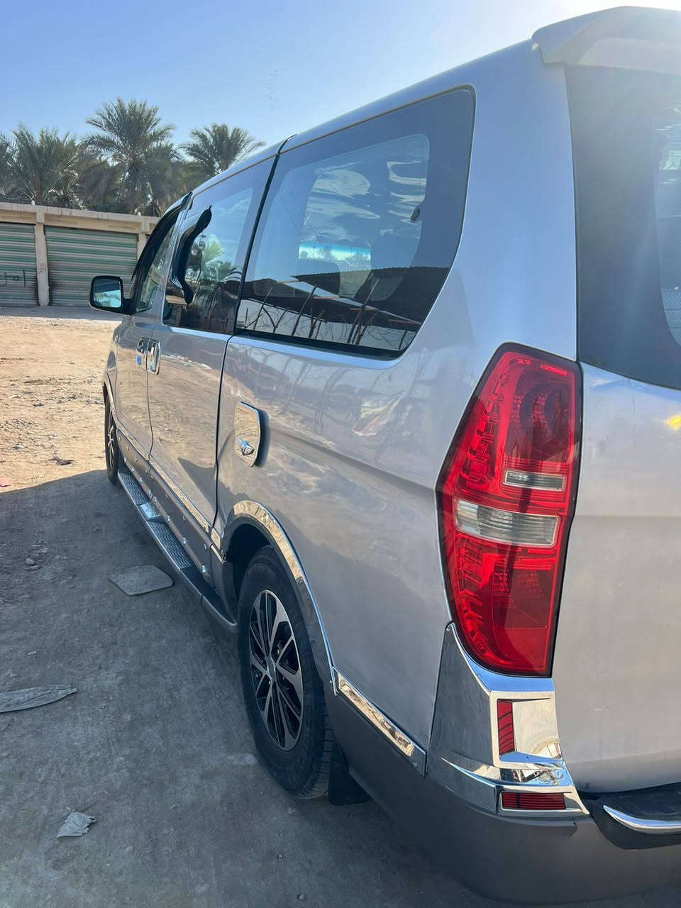 السلام عليكم ستاركس للبيع موديل 8اصل مسكر كير عادي سياره كفاله عامه بيه فقط بارد بالجاملغ الخلفي سياره جديده بمعنه الكلمه شواصي كفاله مكينه 12 قادسيه إنكليزي 
السعر ب130 وبيه مجال مكاني حله الاتصال 
‏‪***********‬‏
