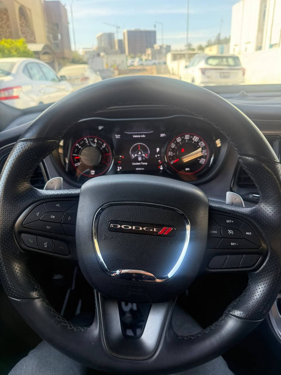 السلام عليكم
جالنجر 2023 رقم اربيل وبإسمي  بجم كبس
بدون اي ضرر امامي  
 RT 8 سلندر
شاشة جبيرة تراك بكج برفرمنس بكج 
سستم صوت الباين  دبلات اصفر srt بلادي 
عليها برمجة من امريكا ايكو تشتغل ٤ سلندر لل١٤٠ اقتصادية  ونورمال و٣ وضعيات للسبورت f1 و f2و f3 
  محدث دعامية srt والقديمة موجودة كلشي مابيها 
حادث جانبي بسيط صبغ فقط جاملغ امامي ايمن وباب مبدل نفس لون
كامله بدون نقص
ماشيه 16 الف فقط جديدة السيارة 
رقم الشاصي 
‏2C3CDZBT5PH653348
مكينه 5700
السعر 250  وبيها مجال بسيط وماكو هيج سعر على هيج لون وهيج حادث وموديل
***********
