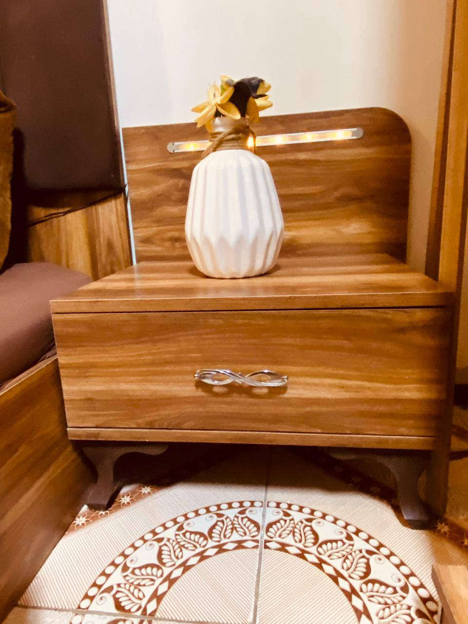 غرفه تركيه 5 قطع
***********
سعره 500
