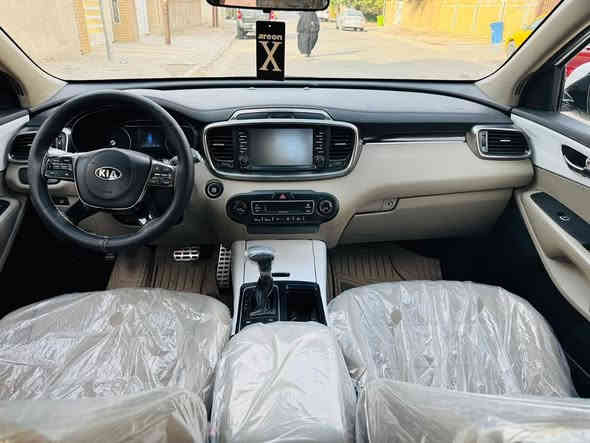 السلام عليكم
سورنتو 2019 خليجي 
 رقم بغداد 
بصمة 
كراسي كهرباء
6سلندر 
3عدسات 
مري شفط
صندوق كهربائي
3 قطع تبريد 
حساسات امامية وخلفية 
4 وضعيات قيادة 
Auto hold
بيها بارد بسيط
السعر 244 ورقة 
بغداد حي القاهره قرب تانكي الماء
الرقم ***********
