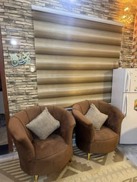 ميز طعام • نص تخم • شبه جديد