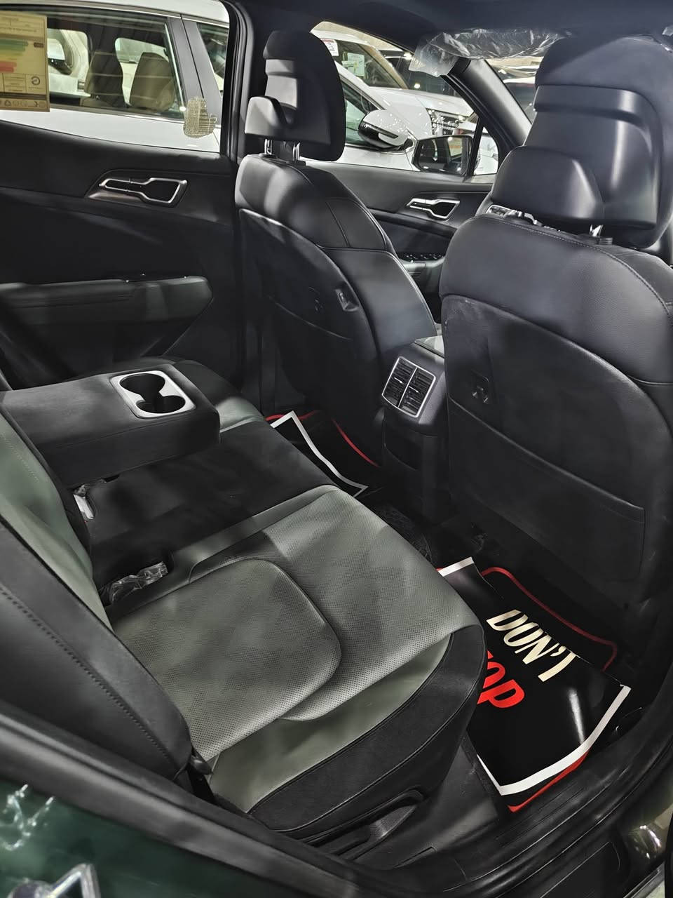 تحيه طيبه السلام عليكم
كيا سبورتج 2024  خليجي مكفوله 
فول مواصفات بلاك توب 
لون اخضر مميز 
ماشية,34 الف
رقم اربيل شرط تحويل مباشرة سنويه 
243 ورقه وبيها مجال 
اي استفسار 

***********  عبدالله 
مكان بغداد البياع معرض المنار الحديث شارع 2
