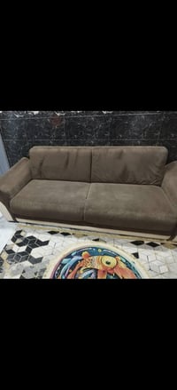 تخم ابو السرير • ١٠ مقاعد • نجف