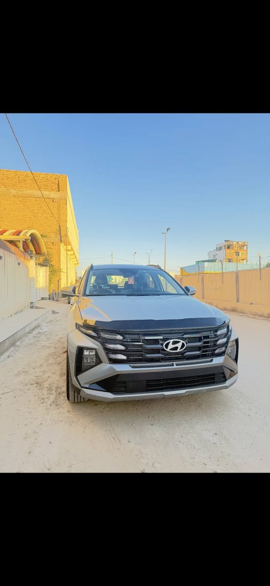 سلام عليكم للبيع توسان 2025 فول موصفات عدى الفتحه باسمي السياره وحادثه جدآ بسيط فقط قبق جنطه حتى دعاميه نفسه بدون ايرباك بدون دواخل سياره بعده على وضع شركه ماشيه 7 تلاف  بعده زيرو محرك الفين ونص كير تعليك شاشه دجتل متصل كار بلي تبريد قطعتين  تبريد بيانو بيه عده وضعيات قياده بصمه كراسي كهرباء اوتر بارك وهولد ومانع انزلاق تدفئه كشنات واستيرن  تحديد مسار قياده ذاتيه تشغيل عن بعد شاحن لا سلكي ردارات امامي خلفي جانبي  بريك عند الطورئ نقطه عمياء وبيه بعد موصفات هواي سياره جديده بمعنى الكلمه وبعده زيرو وبل عافيه على الي ياخذه اتصال على رقم تالي ***********
