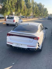 كيا K5 • K5 GT Line • كيا 2024 • سيارة حديثة • كشنات جلد • تدفئة مقاعد...