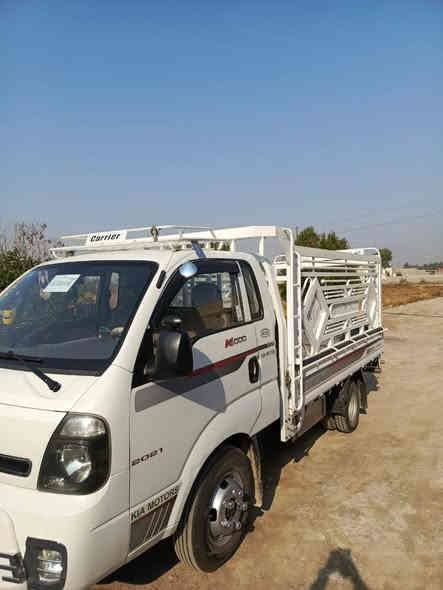 سياره للبيع بسمي مكفوله من ضربه وصبغ ما عده السونار مديل 2013مكاني شطره قضاء نصر سعر 125الشراي***********
