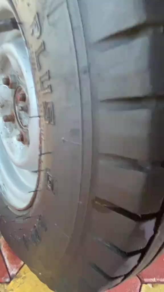 تكتك موديل 20مرقم  تحويل ثاني يوم مكينه مامفتوحه اكسل خير من الله السعر 7مليون وبيها مجال مكاني بغداد الفضيليه 
رقم الهاتف ***********
