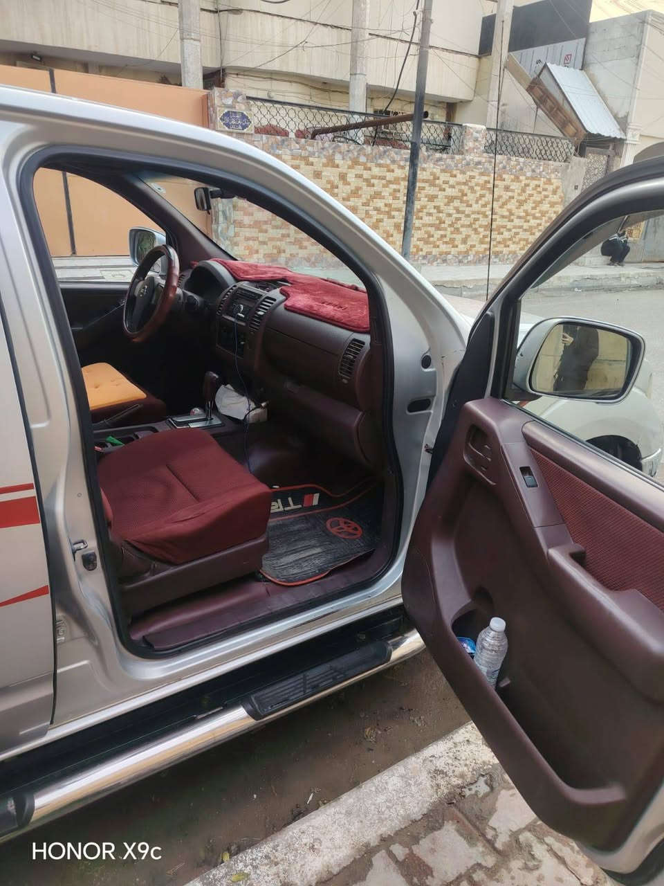 نيفاره موديل 2014 سيارة كفالة عامة بيها فقد الجاملغ الايمن الامامي صبغ الباقي كفالة سيارة نضيفه وكلشي بيها جديد وكفالة كير مكينة كفالة مبدل فقط كازكيت وربل مكينة الباقي كله كفاله رقم اربيل سنويه جديده مكان سياره بصره رقم تواصل ***********
