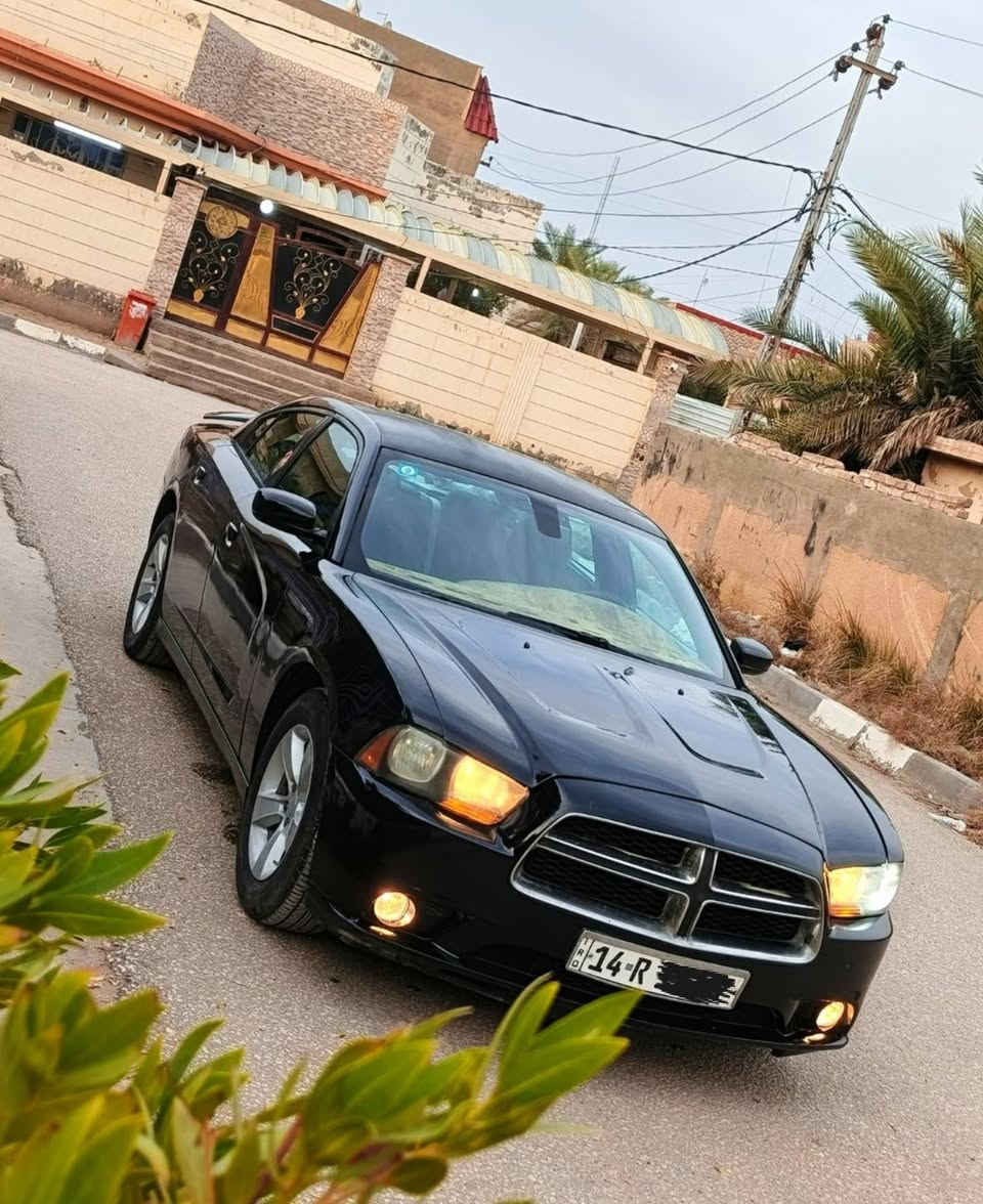 سياره مو الي مكلف بل نشر
سلام عليكم جارجر مديل 12 وارد كندي مكينه 3600 مكينه كير حداديه اكسن تبريد ثلج تخم تاير سياره مابيها نقص ابد حادث سياره فقط جاملغ خلفي بجم كبس مابيها دوخل لغود شواصي مابيهن شي ابد مكان سياره كربلاء
سياره صار بيها جراد ورشيتها حزام بدون حادث بدون معجون  وعندي مقطع مصورها قبل لا اصبغها
يرحم موتاك لا تقارن سياره بواحده شابعه ظربات سبب صبغ جراد اكرر حزام بدون معجون بدون حادث طوريج سعر ١٢٠
***********
