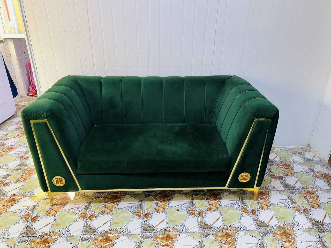 تخم حجري بلوك جديد ستعمال شهرين ما بي اي ضرار ولا كسر تخم جديد مع كوشات مع تلبيسه سعر 800 وبي مجال الطيبين ستفسار تصال على رقم ***********ما متوجد على فيس
