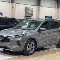 اس تي لاين • دفع رباعي • ٢٠٢٣