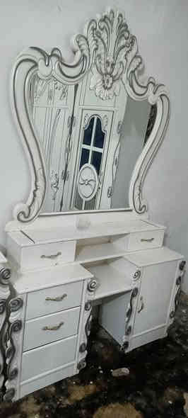 غرفه احطاطه صبغ حراري مستعمله ايام قليله نضافه ميه بل ميه في مزاد الرسول العنوان كاطون الرازي نهايه الشارع قبل لحولي  لاستغسار ع رقم 📱 *********** ملاحضه مستعدون لشراء كافه المواد المنزليه وغرف نوم 💤
