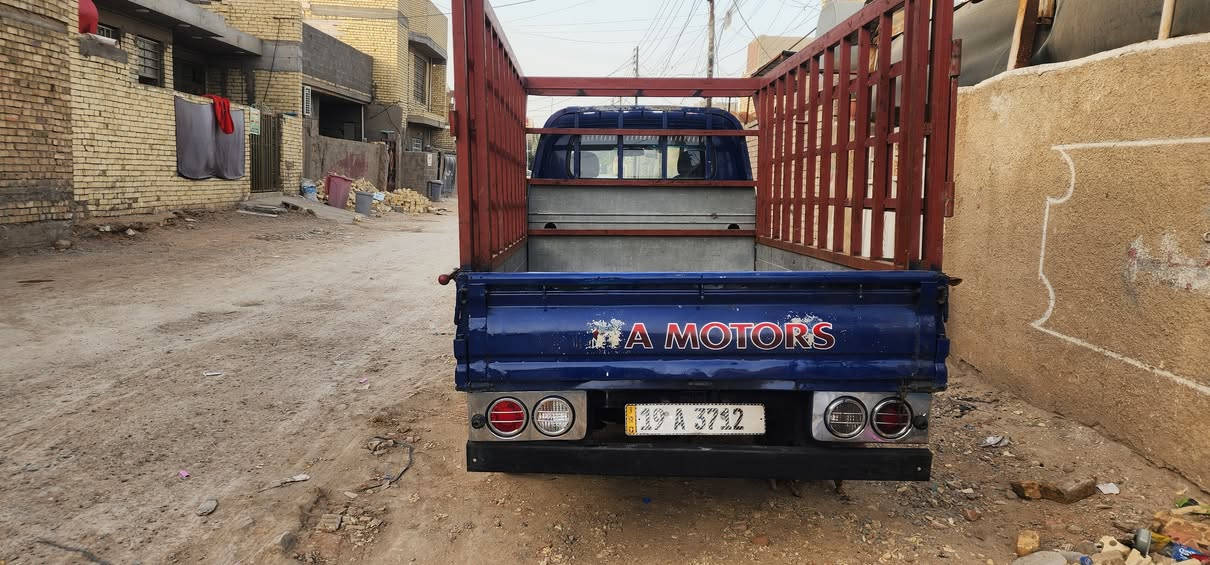 بنكو مسكر 2005 
السعر ٧٦ 
مكانها بغداد . العبيدي .
***********
