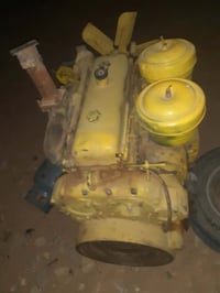 محرك أمريكي • ٤ سلندر • شغال