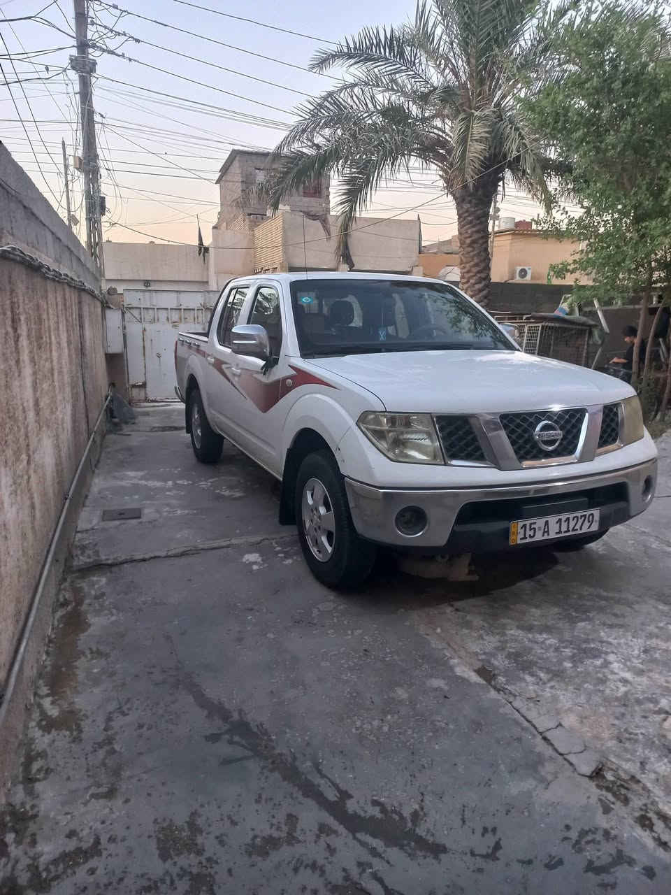 السلام عليكم 
نيفاره ٢٠٠٩ نضيفه جدا بدون صبغ مكفوله 
تبريد ثلج حداديه جديده 
السعر ٩٠
للاستفسار ***********
