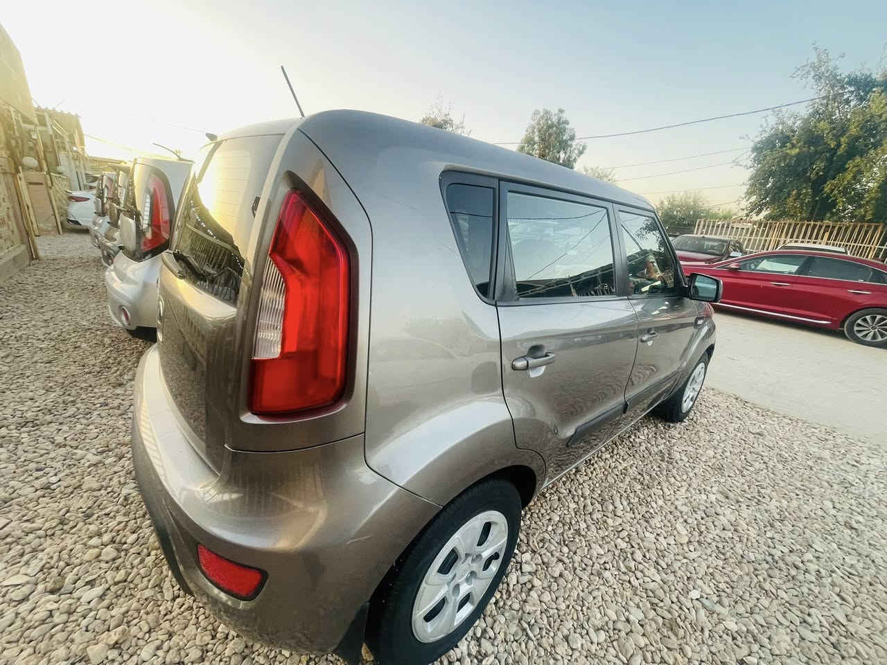 كيا صول 2013  امريكي 
محرك 1600 
صبغ صفحة رش فقط بدون دواخل 
حادث بنيد 

السعر / 82$ ورقة 
كربلاء المقدسة 
***********

