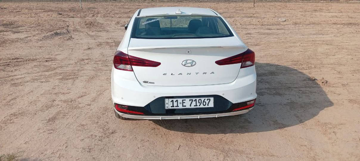 السلام عليكم هونداي النترا موديل 2020 خليجي فول مواصفات فتحه سقف بصمه تشغيل ترحيب سياره كامله مناقصه اي شي للاستفسار الاتصال على الرقم ***********
