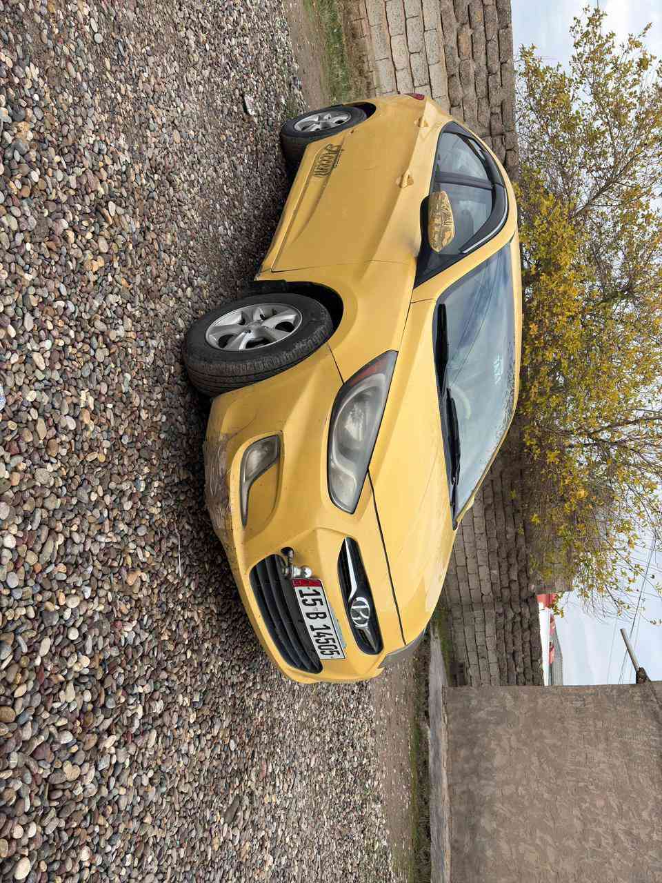 هونداي اكسنت وارد كندي
موديل 12
رقم انبار مشروع وطني جديد 
ضررها بس بنيد مبدل 
كير محرك شرط صدر طخم تاير  
تدفئه تبريد 
السعر 85
مكاني كركوك 
للاستفسار اتصل 
***********
