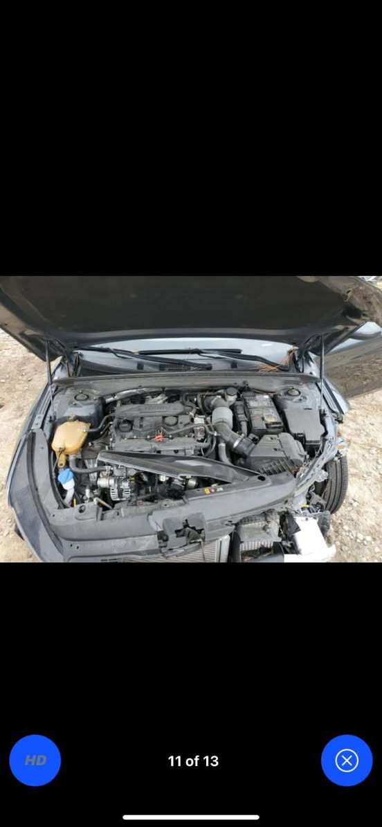 السلام عليكم 
K5امريكي2023
الحادث كما موضح بلصور 
شاصي سليم 
مكينه 1600تيربو 
موصفات 
بصمه 
تشغيل عن بعد 
رادارات امامي وخلفي وغيرها
مكان السياره واسط الكوت
السعر165$وقابل للتفاوض 
للاسفسار ‭0772 451 6920‬
