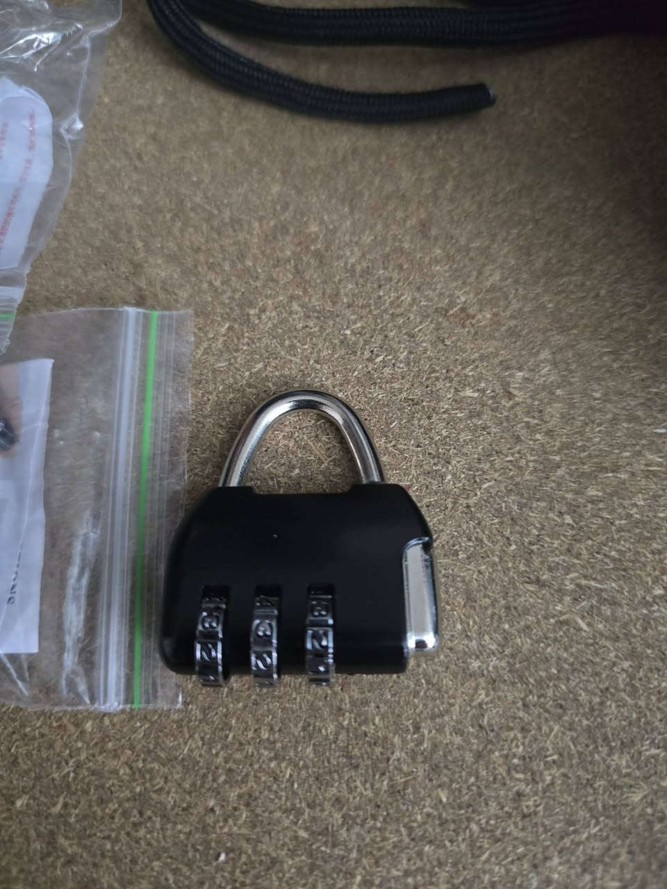 جنط دراجات جلد مفولات وياهن قفالتهن القفل رقمي رمز جلدهن فووول اطوني سعر وبالعافيه عليكم


**إذا كنت صاحب هذا الإعلان وتريد حذفه لأي سبب، رجاءا أرسل رسالة إلى الدعم الفني**