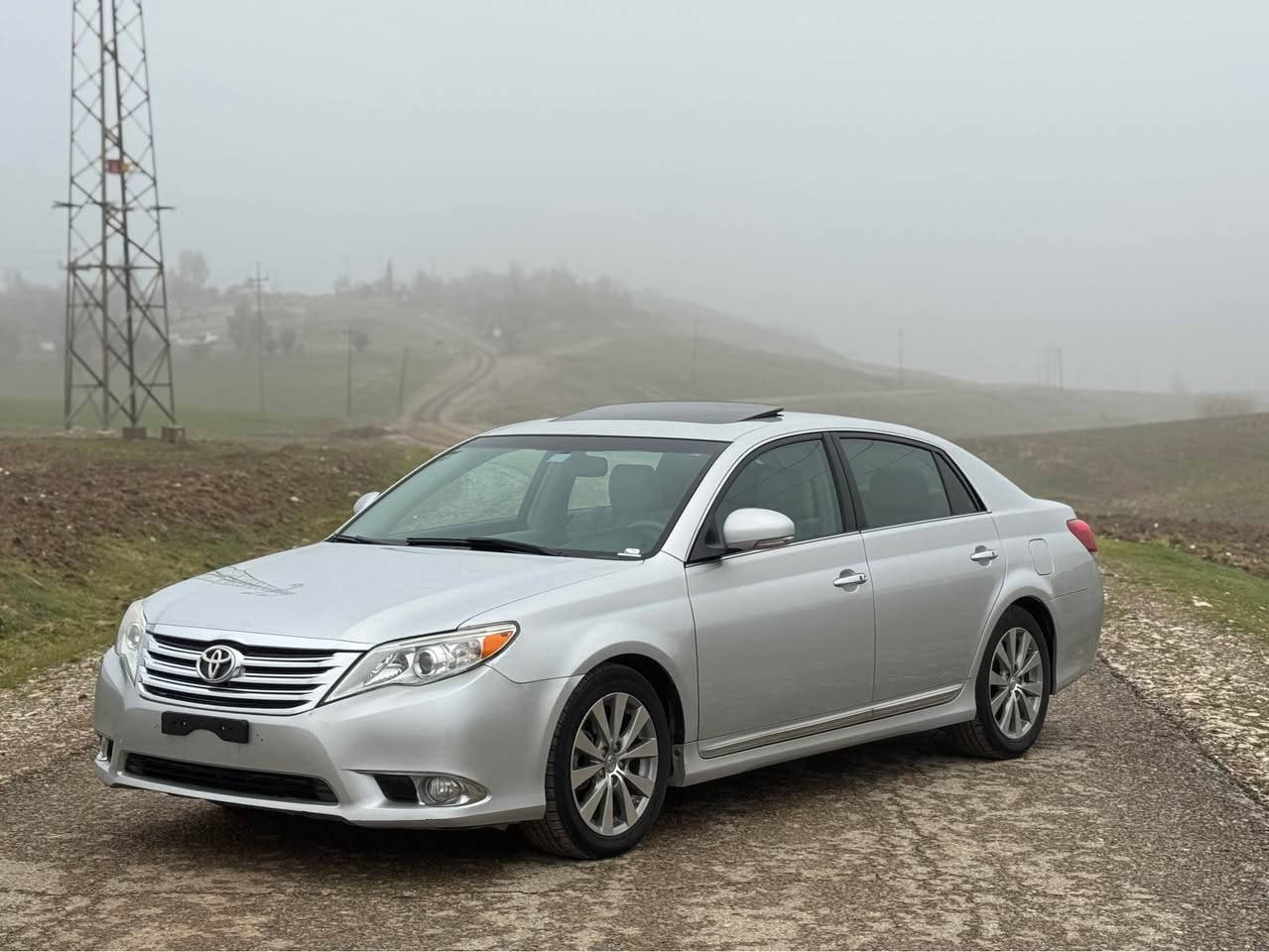 ئه ڤه لؤن ٢٠١١ئه مريكى علوجه سه ياره كه  ناوكريمي قه پات مواسه فات سلايت جلد هيتر به سمه په رده كوشن گه رمووسارد ١٠٤هه زار رؤشتوه بي بؤياخو سارد گيرومه كينه به شه رت سعرى ١١٦گه لا ***********/*********** حلبجة, السليمانية
