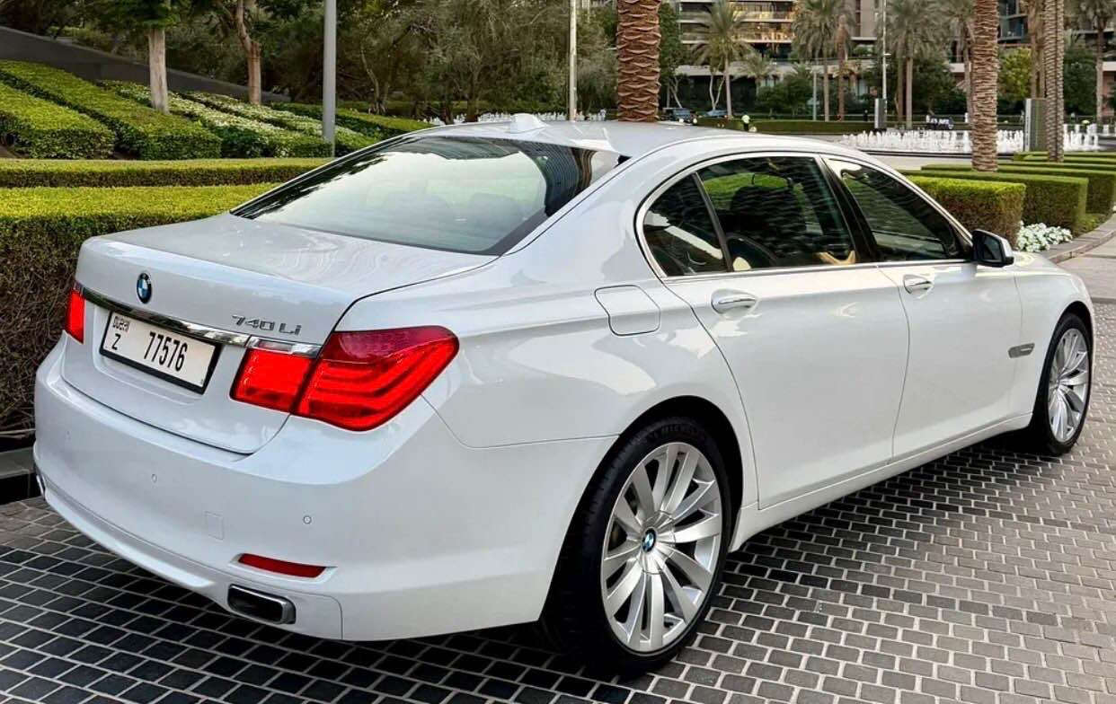 بئيم 740مؤديل2011
تازه تاخيل بوي دوبه ي 
قه پات مواسه فات ت 
سه ياره كه زوركه م رؤيشتوه 90 هه زار 
سلايت كوشن جلدكوشن هيته ر
ده رگه لارج VIPشاشه گه وره
شاشه ئلكترؤني پشتو پيش حه ساس
لايد زينؤن بيلاد زؤر مواسه فاتي تر 
سه ياره كه هه موشتكي له سه رده قي شه ريكه ي خؤيه تي ماشالله ي ده وي له جوانيو پاكي نوكه ده رزي پيوه نيه بؤهيج شتكي ئه م سه ياره مه پرسه جؤن له شه ريكه ده ري كه ي واتازه يه 
بؤنره خ كؤ منت بكه
***********
*********** دخان, السليمانية
